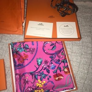 Authentic HERMÈS Scarf new